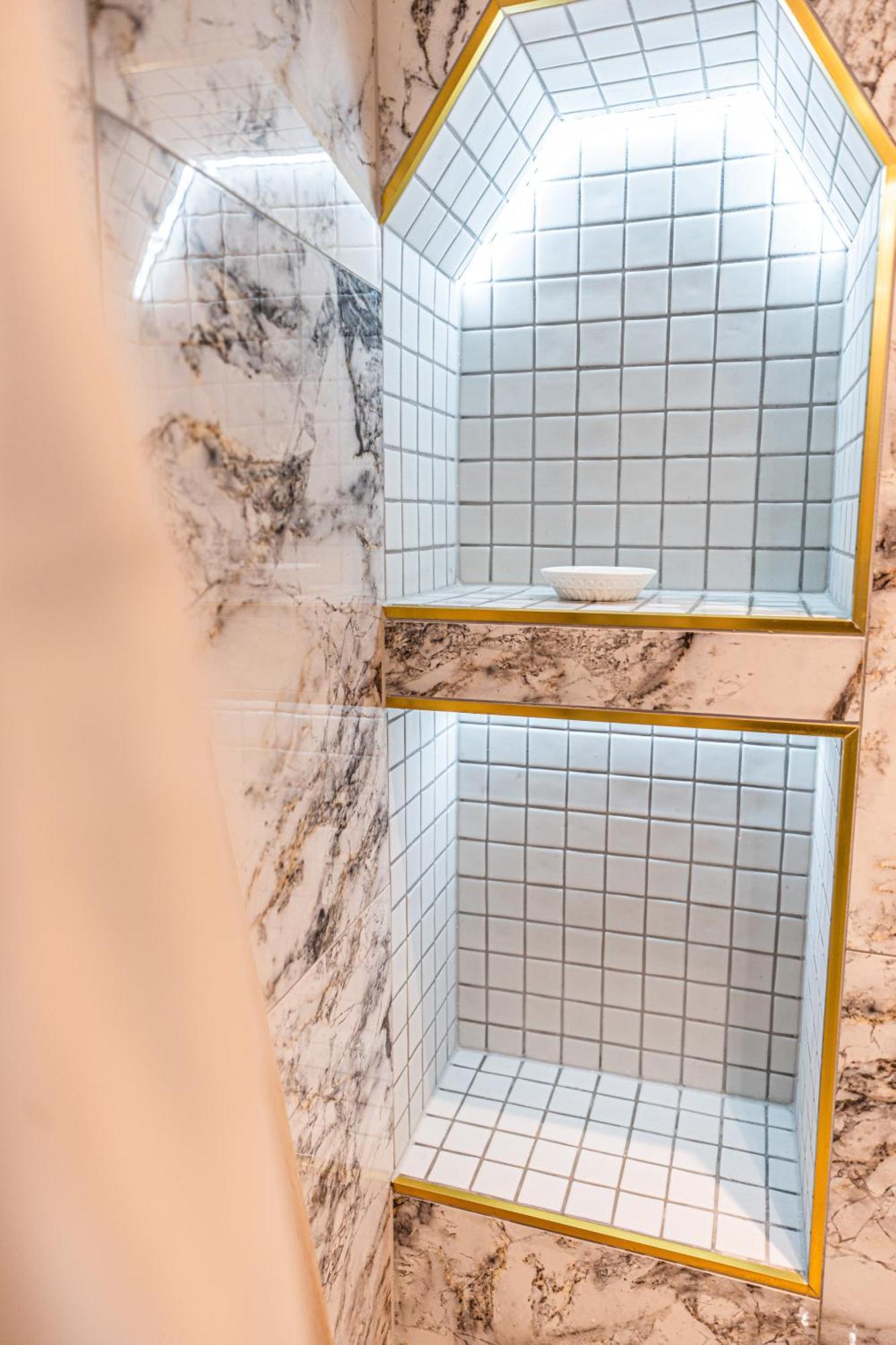 Appartement De La Noblesse - Designed By C.M Selestat Luaran gambar